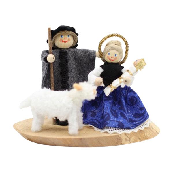 krippen, krippenfiguren, krippenfiguren-mit-kleidern, krippenfiguren bekleidet, krippenfiguren mit stoffbekleidung, Hl. Familie, Dekofiguren, weihnachten, Weihnachtsfiguren Statuenrachten-Blumen Haarnadeln, filigrane Haarnadeln für Dirndl - Tracht - Braut